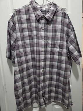 Van Heusen Men’s Short-Sleeve Plaid Button-Down in Purple and White